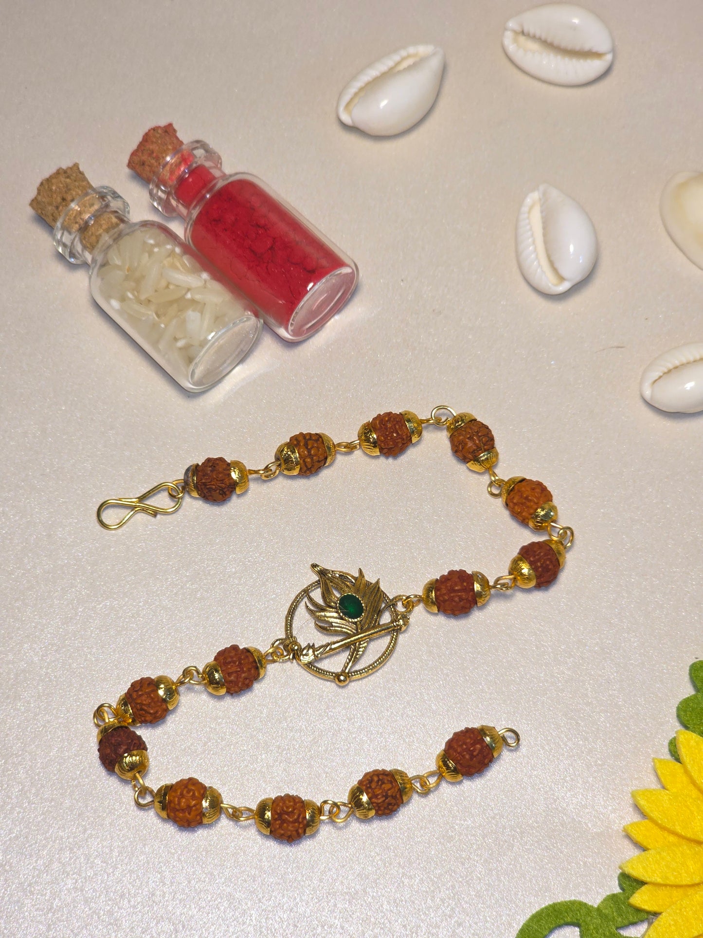 Shyam Morpankh Bandhan Rakhi (with Kumkum & Chawal)